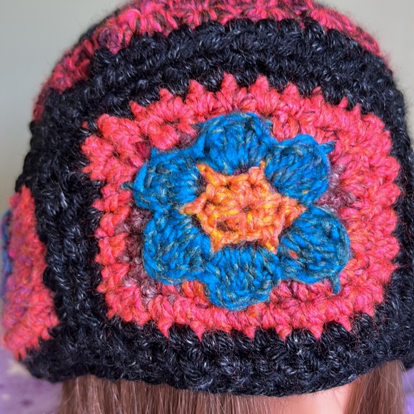 Crochet flowers medium acrylic yarn new - Picture 7 of 10